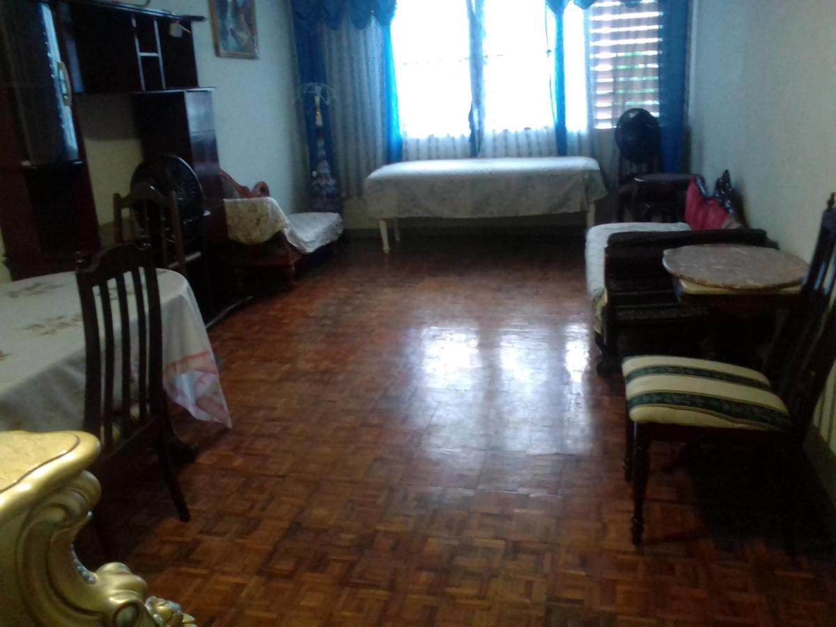 Ferienwohnung Nice Oakwood Constant Spring Rd Apt Kingston Exterior foto