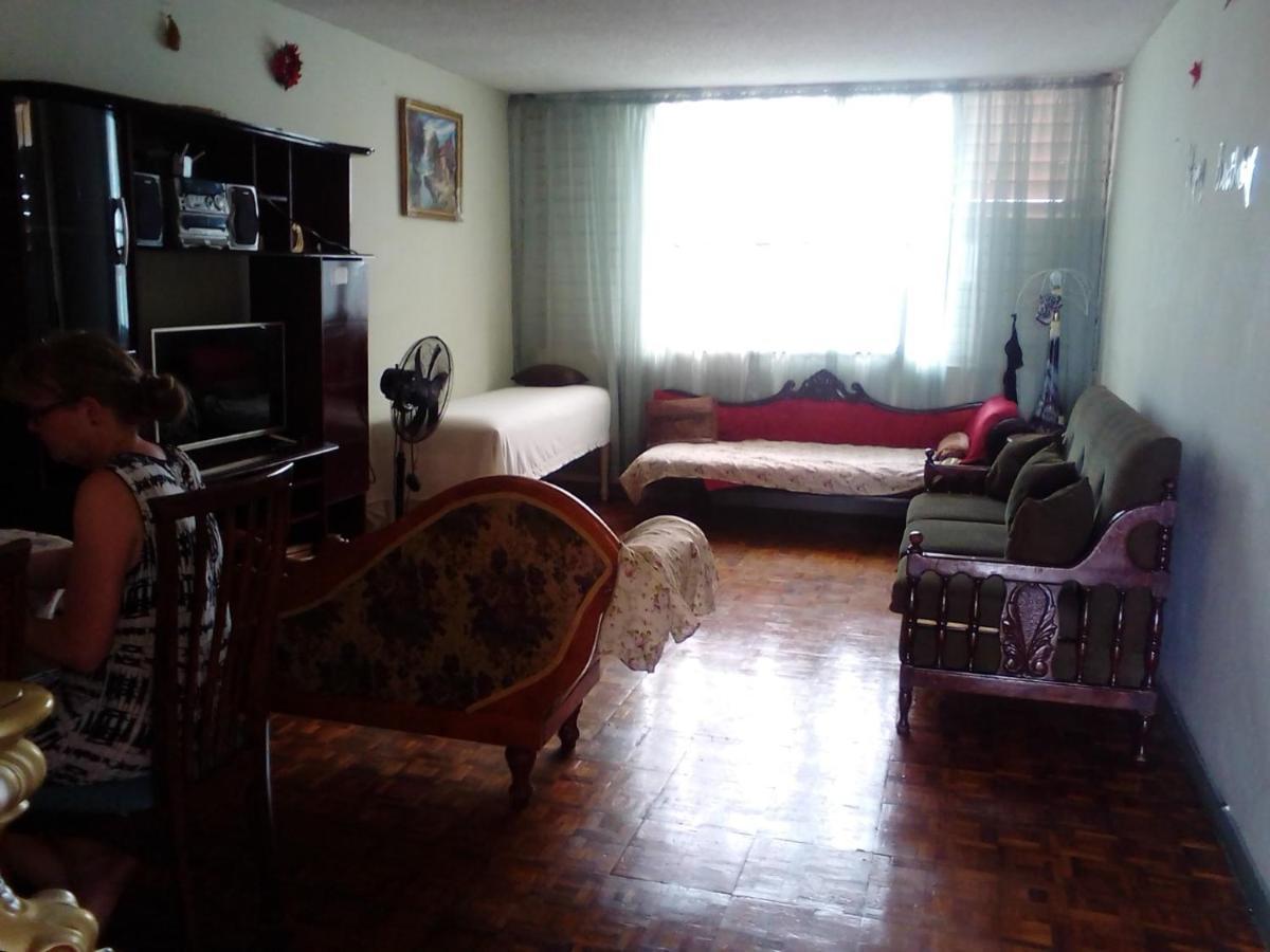 Ferienwohnung Nice Oakwood Constant Spring Rd Apt Kingston Exterior foto